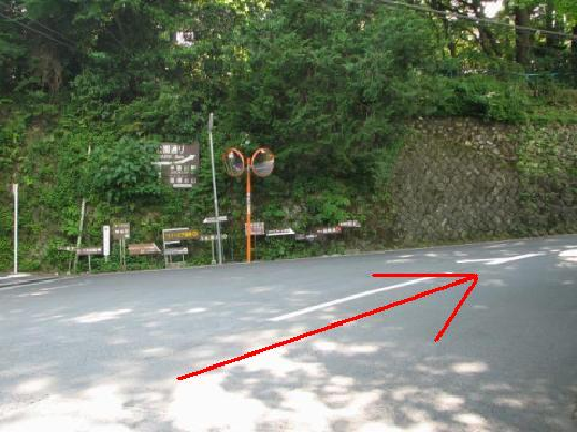 公園下駅からの道のり2